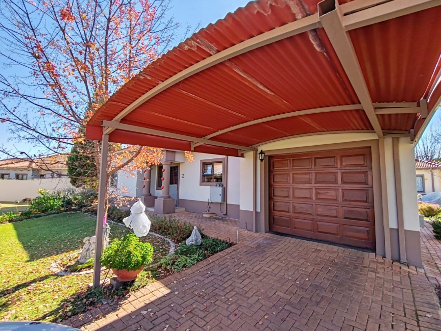 2 Bedroom Property for Sale in Waterberry Estate North West